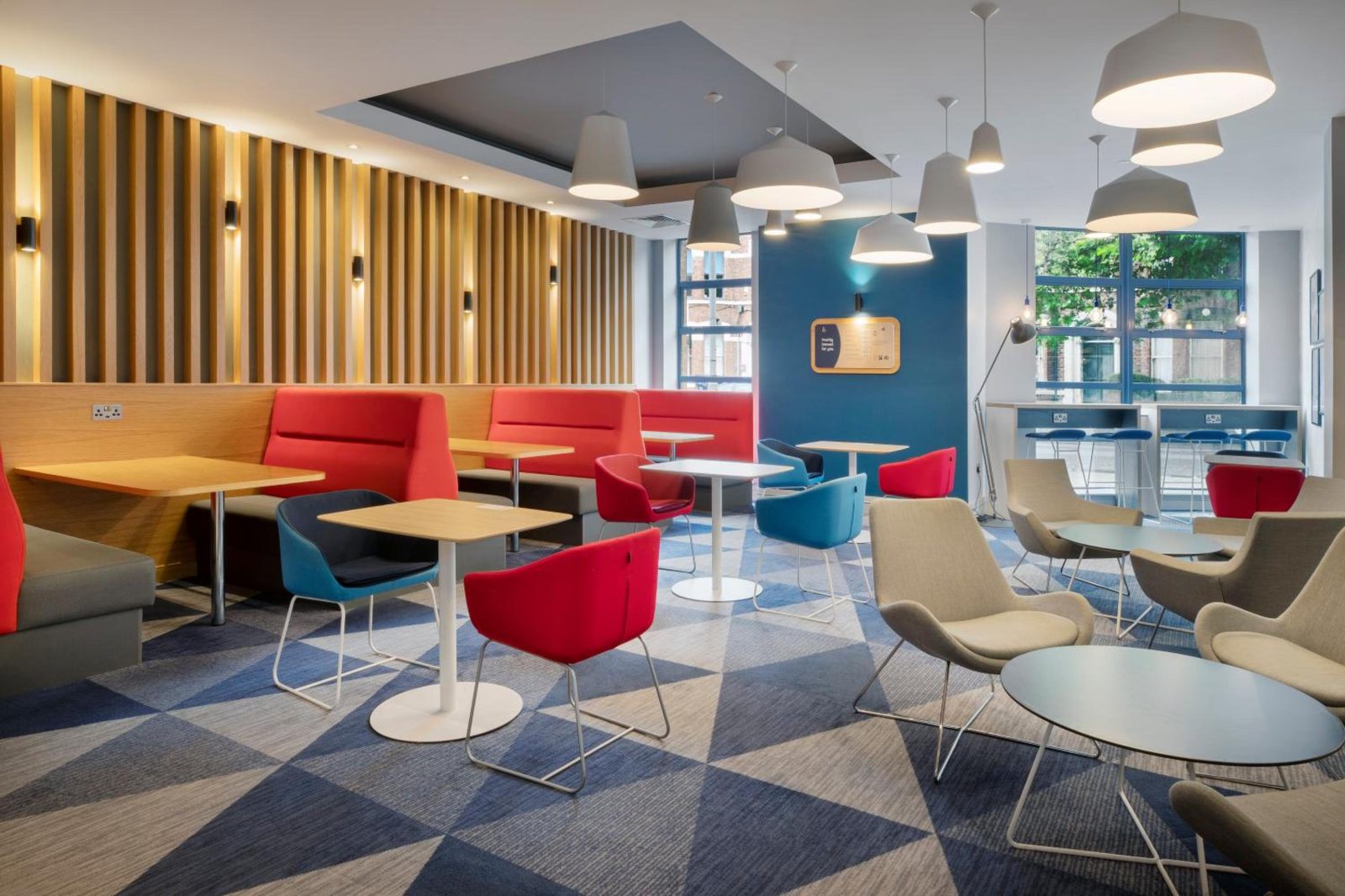 Holiday Inn Express Belfast City by IHG — photo 5