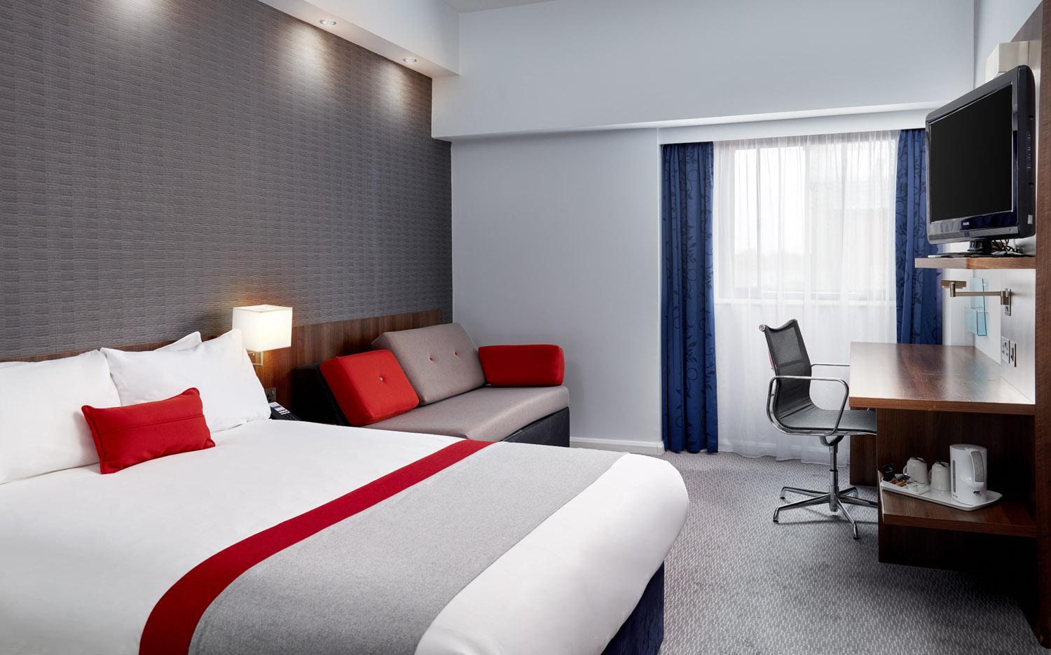 Holiday Inn Express Belfast City by IHG — photo 4