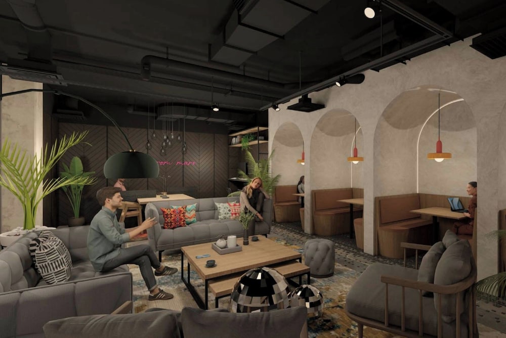 Moxy Belfast City — photo 3